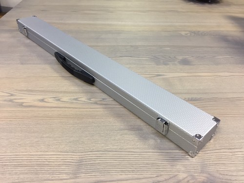 Silver piece pool snooker - /,