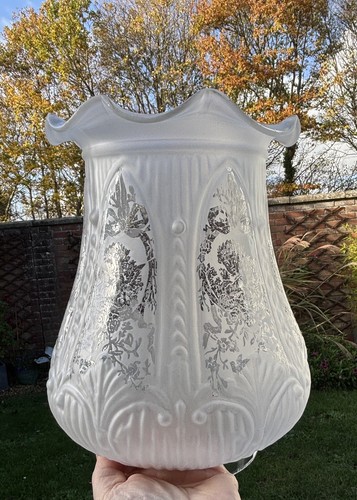 Victorian glass oil lamp shade - oil,