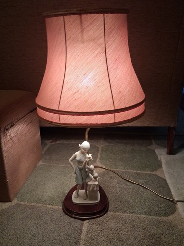 Figurine table lamp porcelain - table,