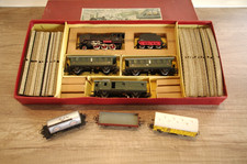 VINTAGE MARKLIN TRAIN SET FM