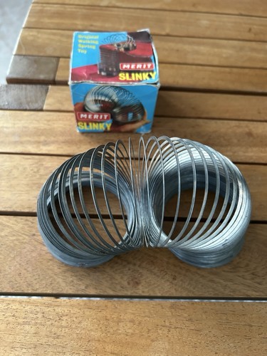 Merit slinky original box - merit,