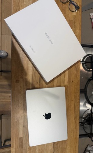 Apple macbook pro inch - macbook, 14-inch