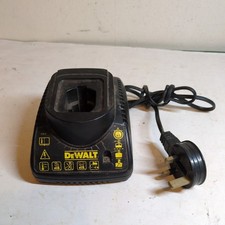 Dewalt DE9118 Battery Charger