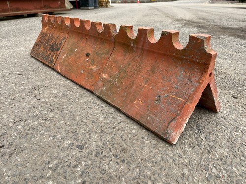 Roof tiles reclaimed - roof, ridge