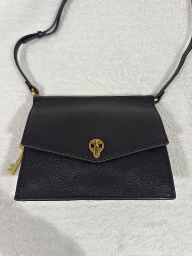 Bnwt fossil black leather - fossil,
