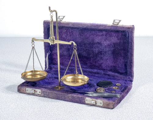 Antique portable coin - antique, scale