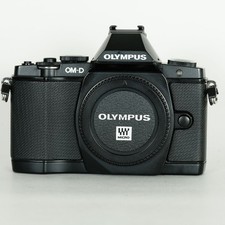 Olympus OM-D E-M5 Black