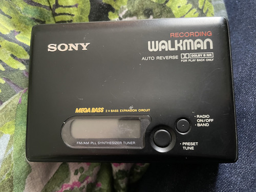 Vintage 1990 sony - vintage,