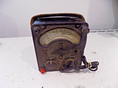 Universal avometer model - avometer,