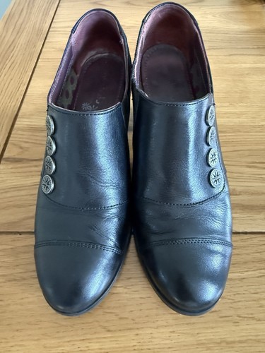 Moshulu ladies shoes size - moshulu,