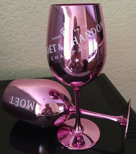 Moet chandon glass - 2, x