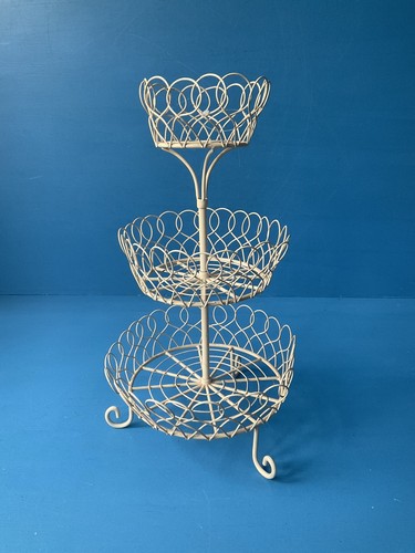 Vintage cream tier wire cake - vintage,