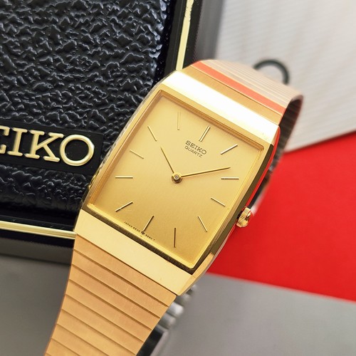Seiko 1984 tank watch with - tank,