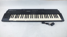 Roland XP-10 Synthesizer Black keyboard Music Instruments