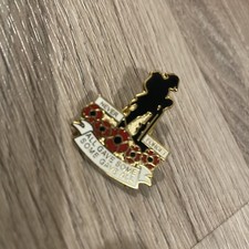 Pin Badge Poppies  Brooch