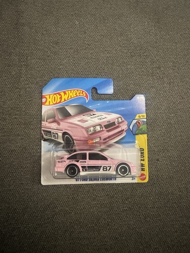 Hot wheels ford - hot,