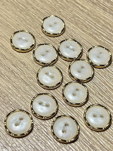 Pearl and gold - x,