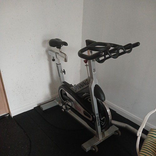 Star trac spinner - star, cycling