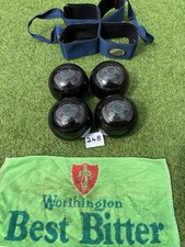 VITALITE  LAWN BOWLS SIZE 3 with bowls carrier + towel 