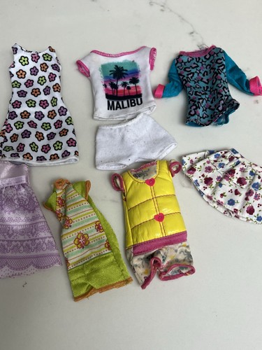 Barbie skipper clothes - barbie, bundle