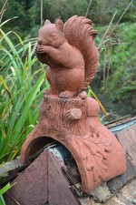 Squirrel half round roof finial decorative ridge tile frost proof stone feature