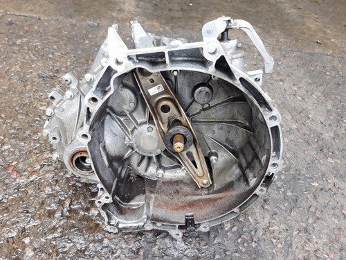 Bmw mini 5 petrol - 1.5,