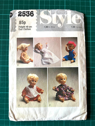 Vintage baby dolls wardrobe - baby,