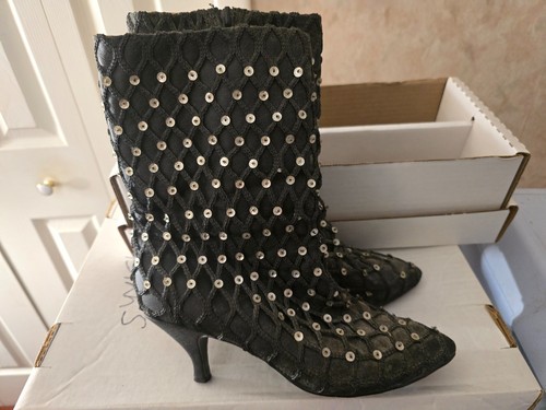 Vintage madonna desperately - vintage,