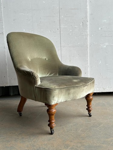 Victorian upholstered - a,