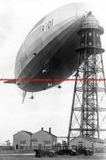 F000283 The R101 airship attached to a mooring mast Cardington RAF Base
