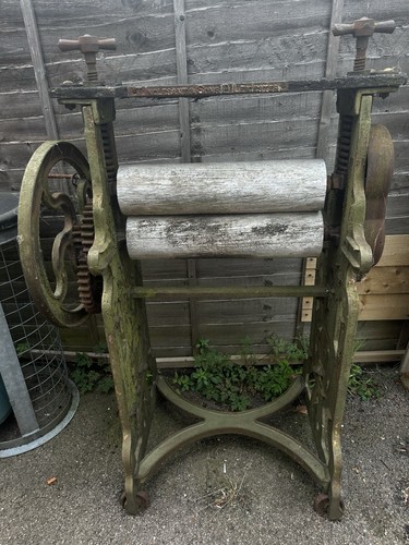 Antique cast iron mangle - antique,