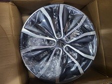 GENUINE NEW RENAULT KADJAR 19"