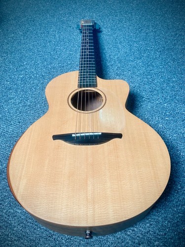 Lowden s04 electro - lowden,