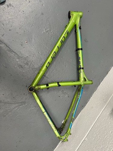 Carerra valour mountain bike - valour,