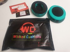 🎧 Wicked Cushions
