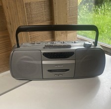 Hitachi TRK-10 Portable Stereo