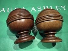 LAURA ASHLEY CURTAIN POLE