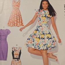 McCalls 7714 pre owned uncut Sewing Pattern Size UK 6-22 women's dresses 