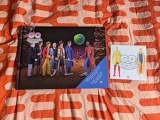 GO FIGURE! Hardback book + DVD. Guide to Character Options Doctor Who figures