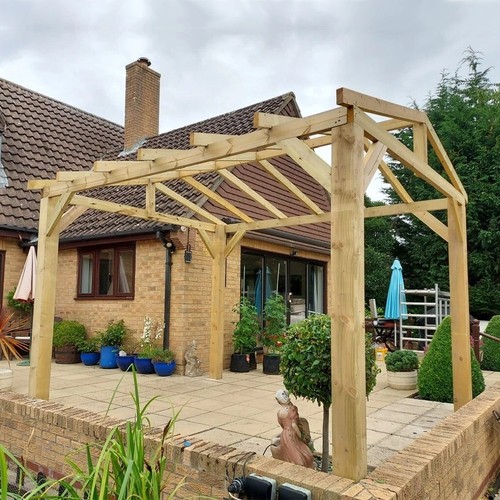 Heavy duty hot tub - hot, timber