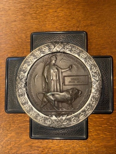 Ww1 memorial plaque - memorial, to