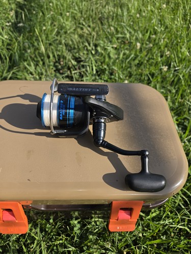 Daiwa saltist 4000h spinning - daiwa,