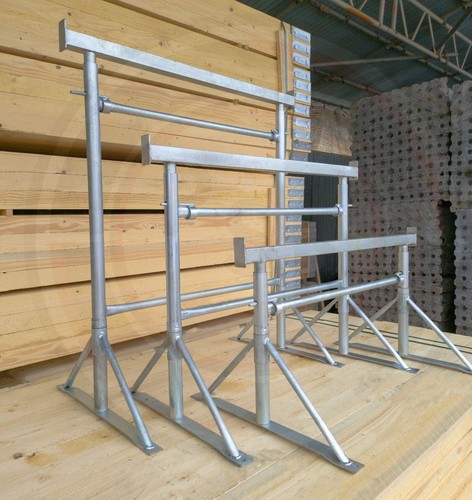 Pair builders trestle size - of,