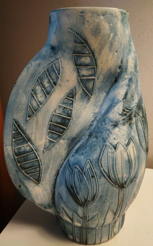 Large carn pottery melon - pottery,