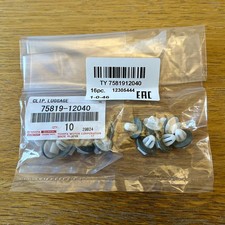 16x Genuine Toyota Side Skirt