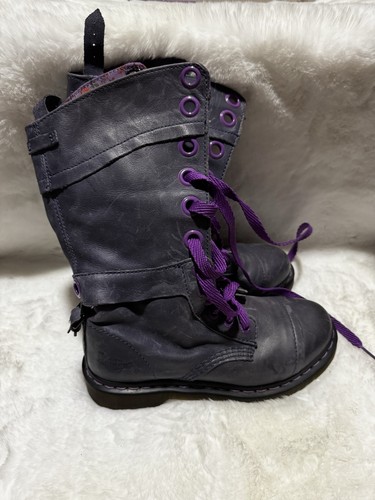 Martens women 6 - martens, combat