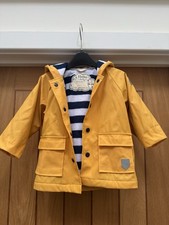 Hatley Raincoat Size 18/24