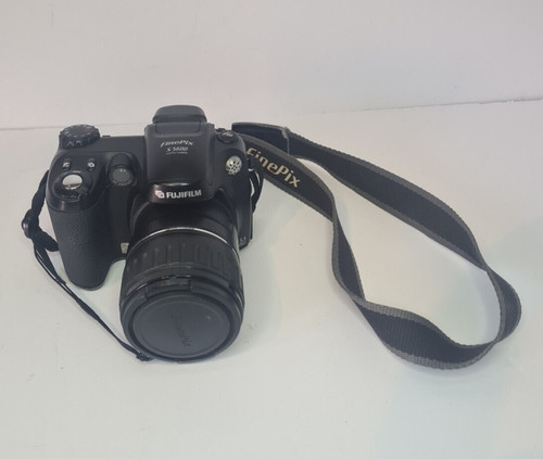 Fujifilm finepix s5600 1 - fujifilm,
