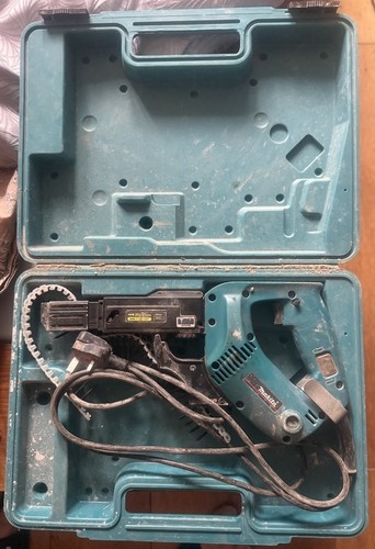 Makita 6834 240v auto - makita,