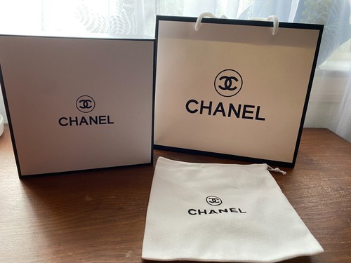 Chanel gift boxes bags - chanel, boxes,